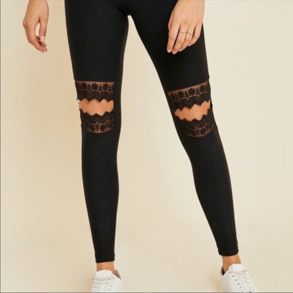 🆕❗️LAST 1❗️FERNWEH BOHEME LACE CUT OUT LEGGINGS - Picture 3 of 5
